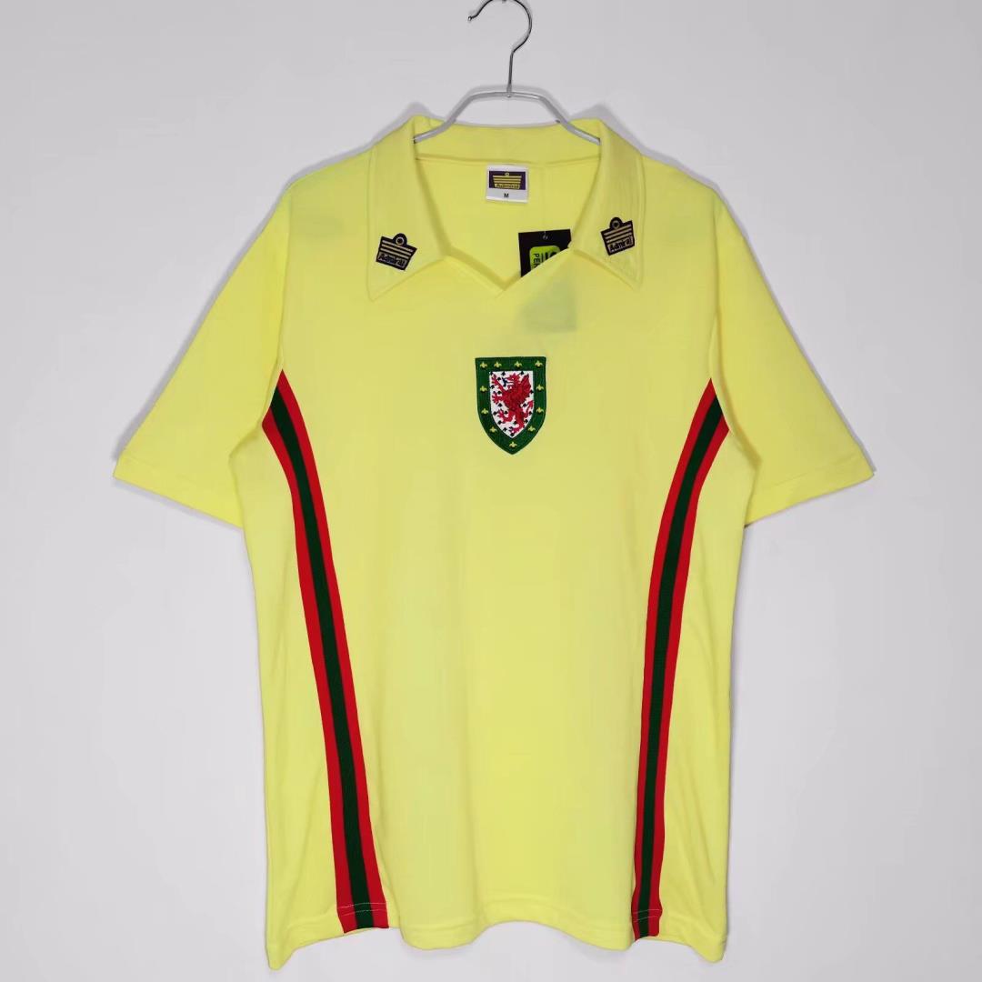 AAA Quality Wales 76/79 Away Yellow Soccer Jersey